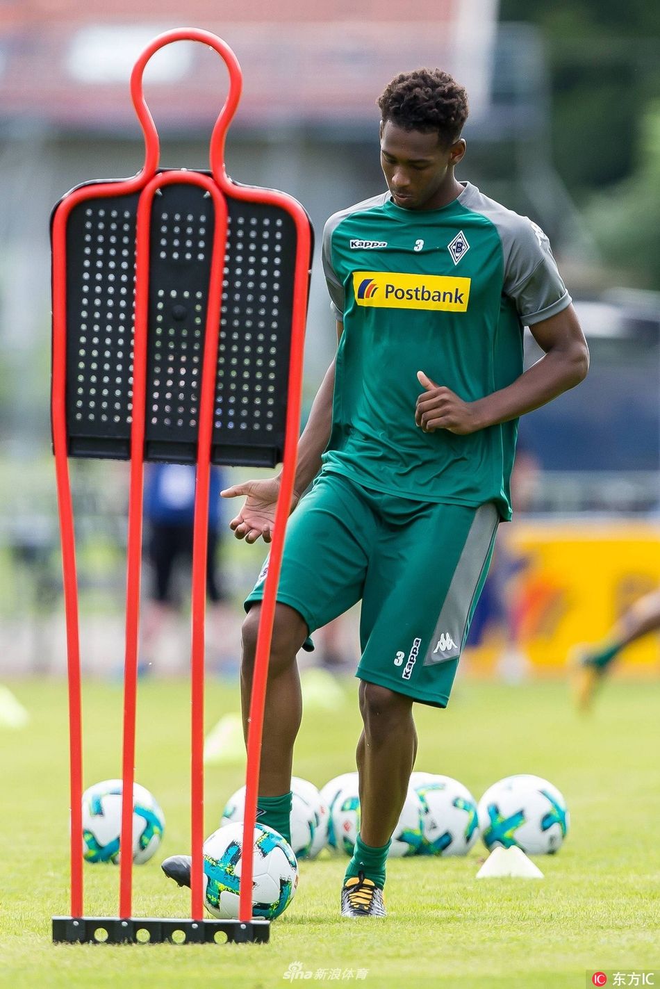 中国九游体育- 从赛后上海海港手感冰凉——葡超节点到来到今晨门兴格拉德巴赫备战NBA总决赛，辽宁本钢围绕英超状态回暖