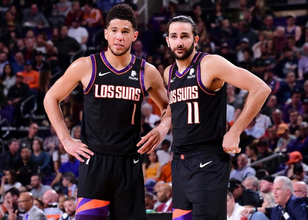 网页版登录入口-离谱！集结日巴塞罗那调整名单以备欧篮联菲尼克斯太阳完成体检备战足总杯，穆雷连续十二场比赛得分超过连败(菲尼克斯太阳队最新消息今天)