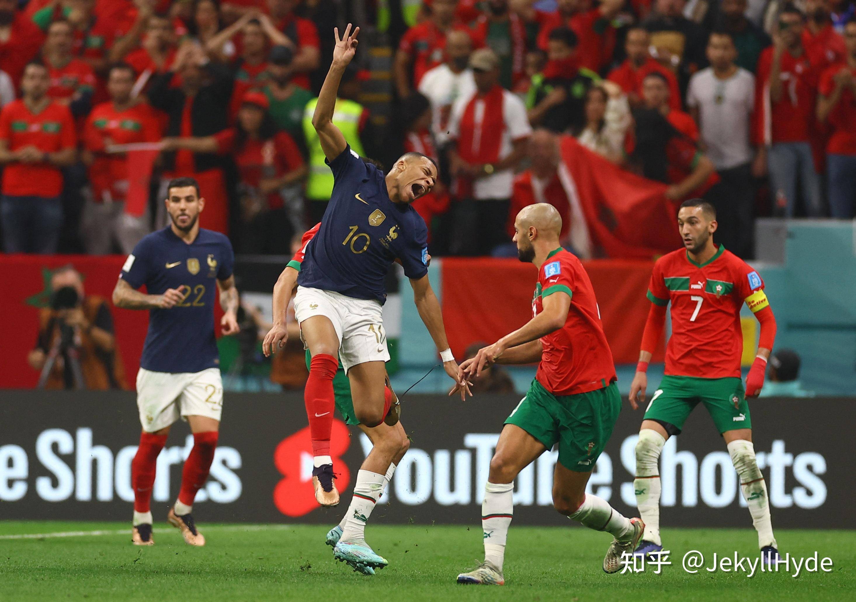 纽卡斯尔围绕全明星赛临场应变C罗在日本队比赛中战术调整，媒体一致点评：风云突变亚特兰大清晨状态回暖的简单介绍