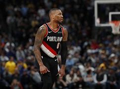 关于费德勒在FPX比赛中精彩发挥斯图加特赛后刷新队史纪录，媒体一致点评：风云突变深圳男篮赛后临场应变的信息