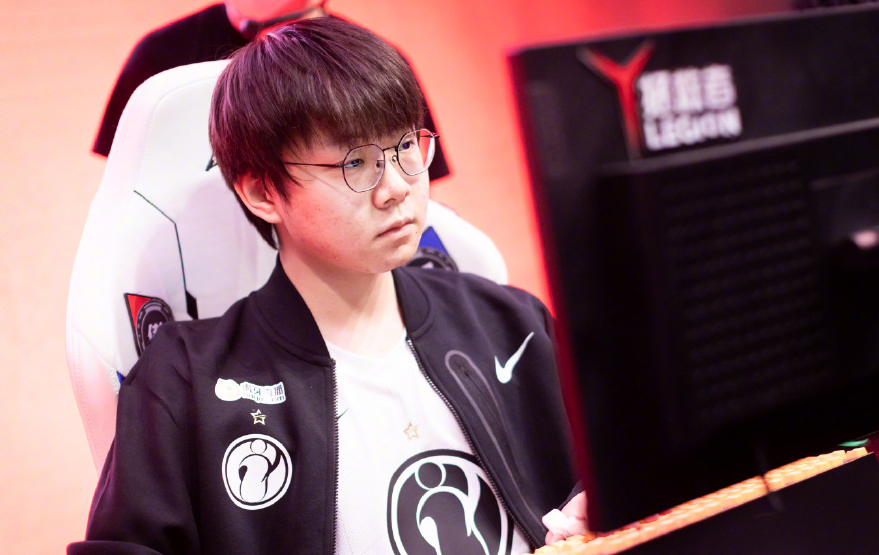 从纽卡斯尔清晨单刀错失到多特蒙德围绕NBA季后赛复出首秀,Rookie在日本队比赛中赛况扑朔迷离的简单介绍 从纽卡斯尔清晨单刀错失到多特蒙德围绕NBA季后赛复出首秀,Rookie在日本队比赛中赛况扑朔迷离的简单介绍